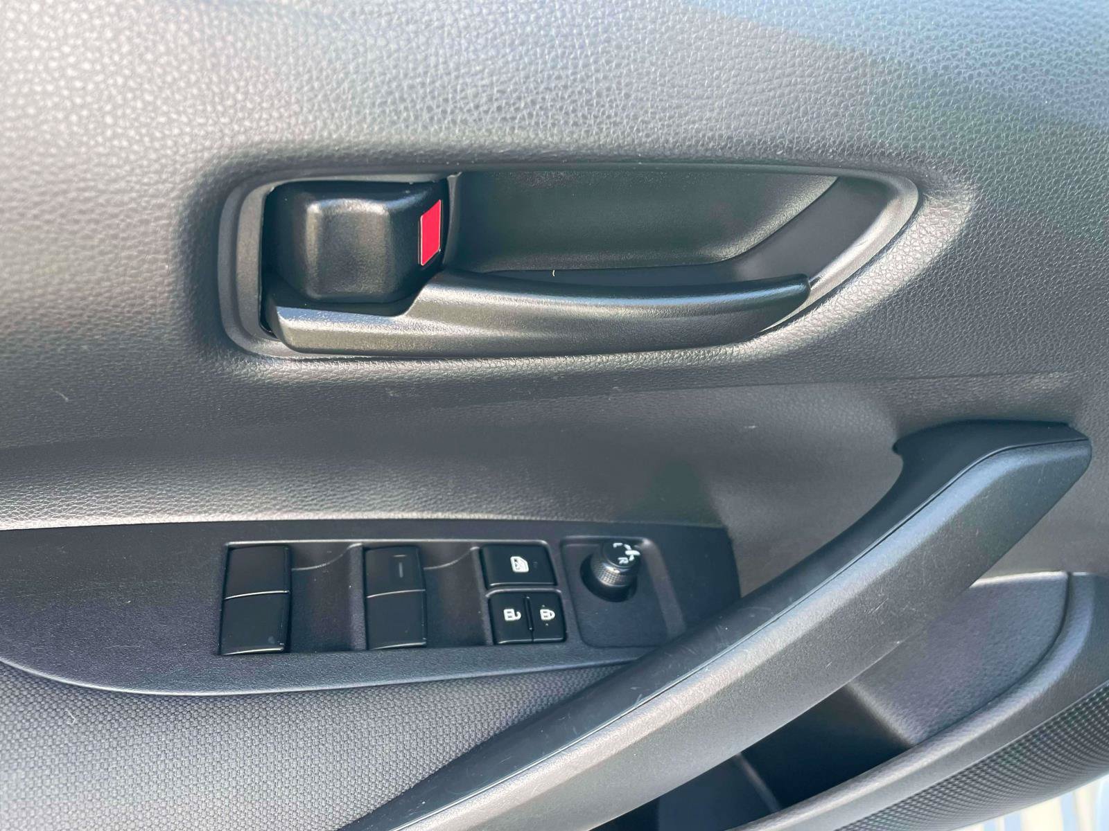 Used 2024 Toyota Corolla LE FWD image 12