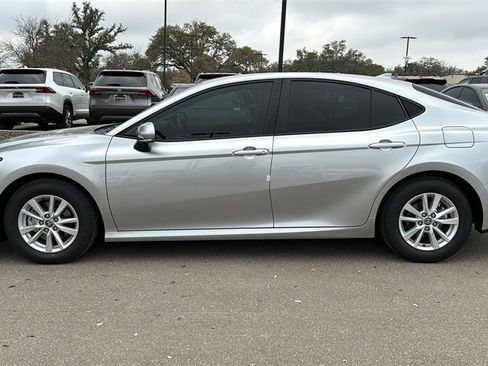 New 2026 Toyota Camry LE image 4