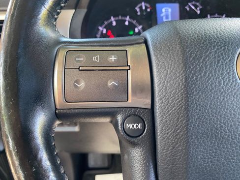 Used 2014 Lexus GX 460 Luxury AWD/4WD image 69