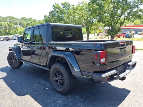 Used 2022 Jeep Gladiator Sport AWD/4WD image 20