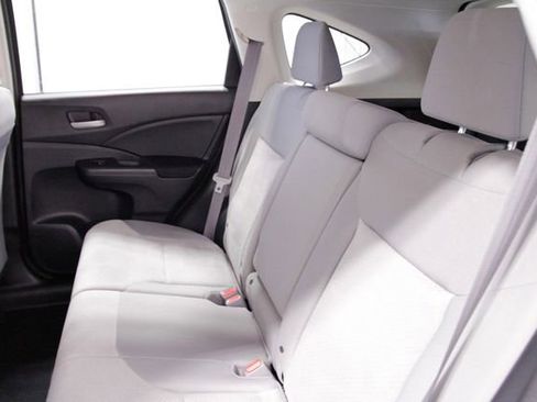 Used 2016 Honda CR-V SE image 16