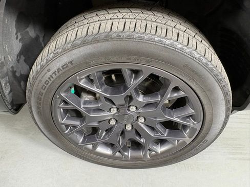 Used 2025 Jeep Grand Cherokee L Summit AWD/4WD image 11