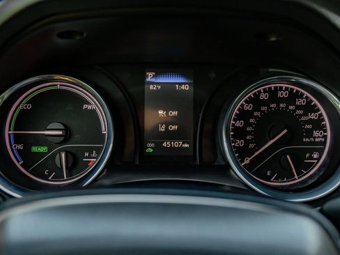 Used 2020 Toyota Camry LE image 21