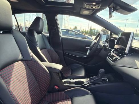 Used 2026 Toyota Corolla XSE FWD image 32
