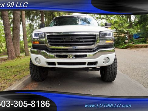 Used 2005 GMC Sierra 2500 SLT w/ Heavy-Duty Power Package AWD/4WD image 6
