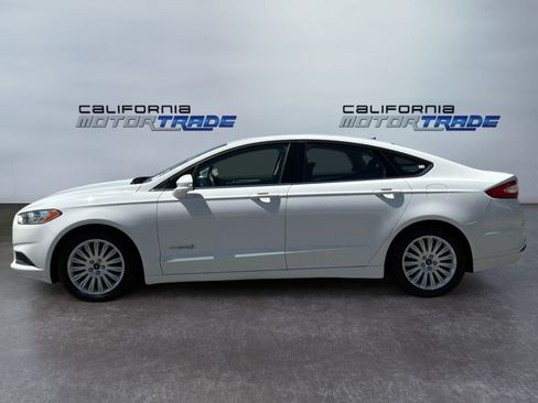Used 2016 Ford Fusion SE FWD image 8