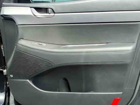 Used 2022 Hyundai Palisade SEL w/ Premium Package FWD image 13