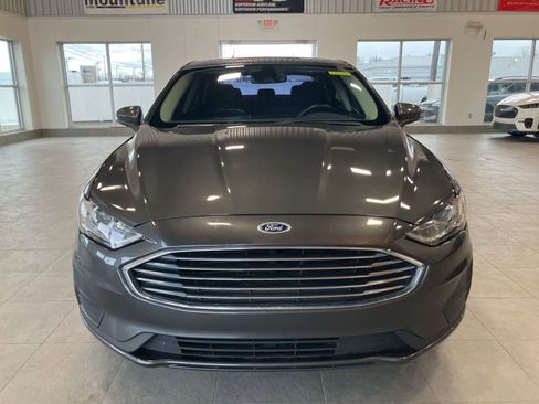 Used 2020 Ford Fusion SE AWD/4WD image 2