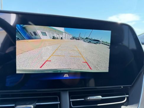 New 2026 Chevrolet Trax ACTIV w/ Driver Confidence Package FWD image 18