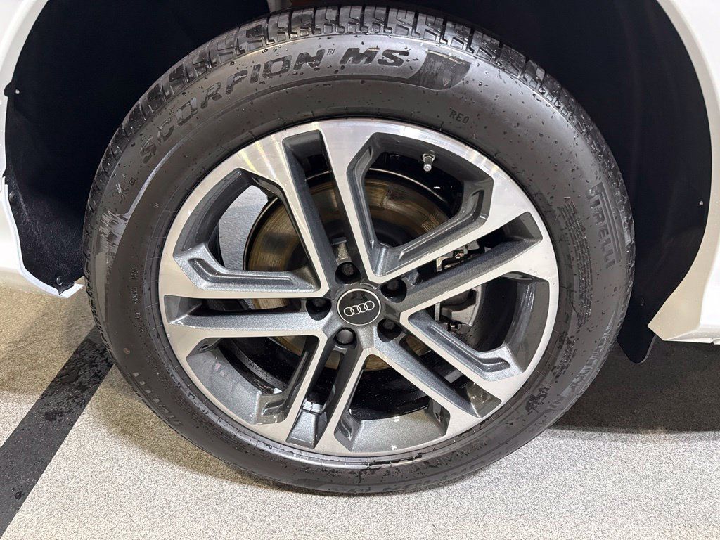 New 2026 Audi Q5 Premium AWD/4WD image 13