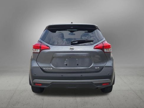 Used 2020 Nissan Kicks SR w/ SR Premium Package FWD image 5