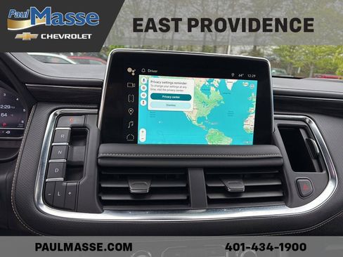 Certified 2023 GMC Yukon XL SLT w/ SLT Luxury Package AWD/4WD image 15