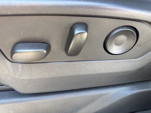 Used 2022 Chevrolet Silverado 1500 LT w/ All Star Edition Plus image 23