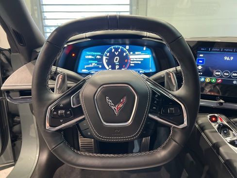 Used 2023 Chevrolet Corvette Stingray Premium Conv w/ 3LT image 30