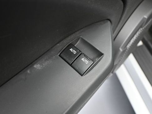 Used 2006 Ford Mustang GT Premium RWD image 18