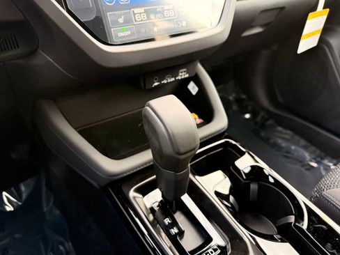 New 2026 Subaru Forester Premium AWD/4WD image 18