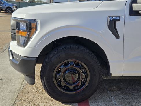 Used 2023 Ford F150 XL w/ Trailer Tow Package image 5
