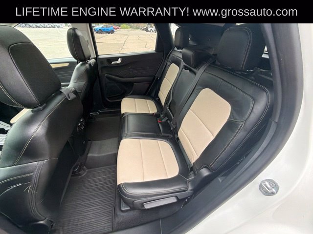 Used 2022 Ford Escape Titanium w/ Titanium Elite Package AWD/4WD image 22