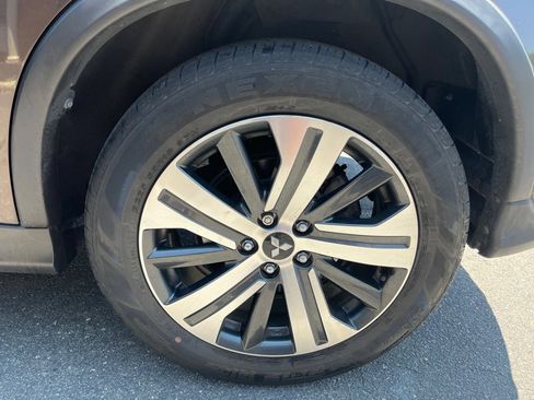 Used 2020 Mitsubishi Outlander Sport ES image 16