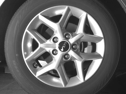 Used 2025 Kia Soul LX w/ LX Technology Package image 13