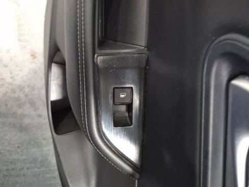 Used 2024 Nissan Rogue SV FWD image 14