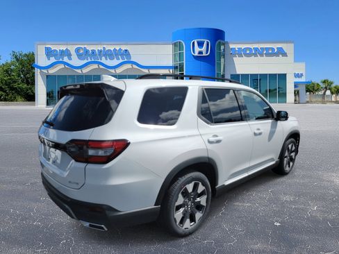 New 2026 Honda Pilot Elite image 36