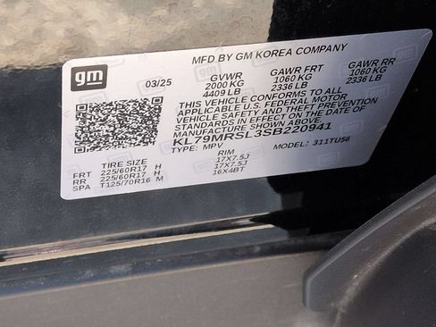 Used 2025 Chevrolet TrailBlazer LT AWD/4WD image 35