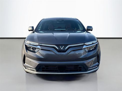 New 2025 VinFast VF 8 Plus image 2