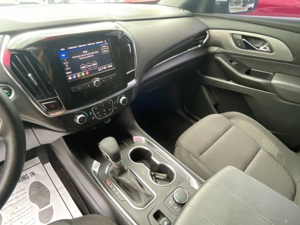 Used 2023 Chevrolet Traverse LT FWD image 51