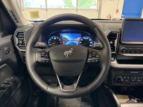 Used 2024 Ford Bronco Sport Outer Banks AWD/4WD image 14