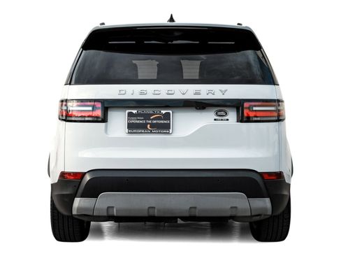 Used 2020 Land Rover Discovery HSE Luxury image 9