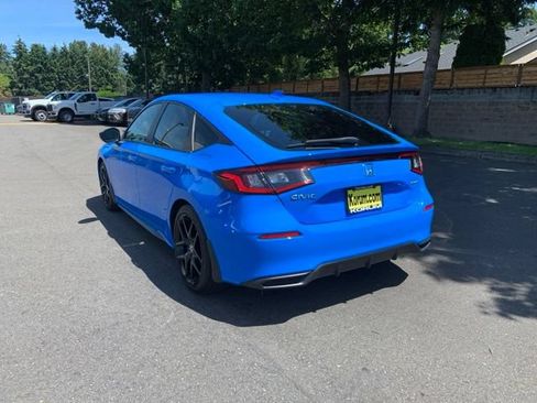 Used 2024 Honda Civic Sport image 3