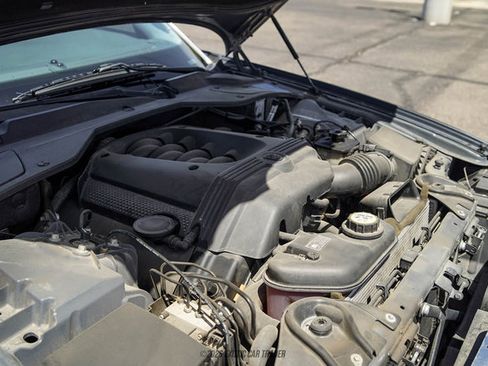 Used 2006 Jaguar XJ8 RWD image 18