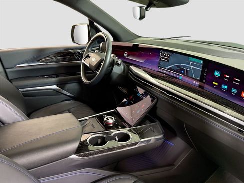 Used 2025 Cadillac Escalade IQ Sport 1 image 32