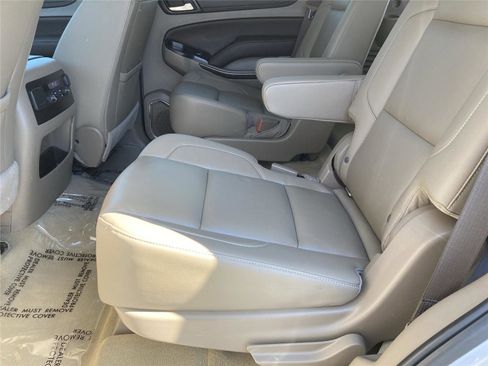 Used 2017 Chevrolet Tahoe LT w/ LT Signature Package image 27