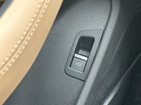 Used 2023 Audi Q7 3.0T Prestige image 19