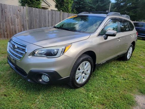 Used 2015 Subaru Outback 2.5i Premium image 1