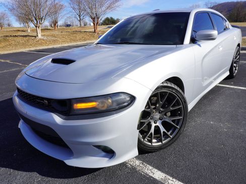Used 2020 Dodge Charger Scat Pack w/ Plus Group image 7