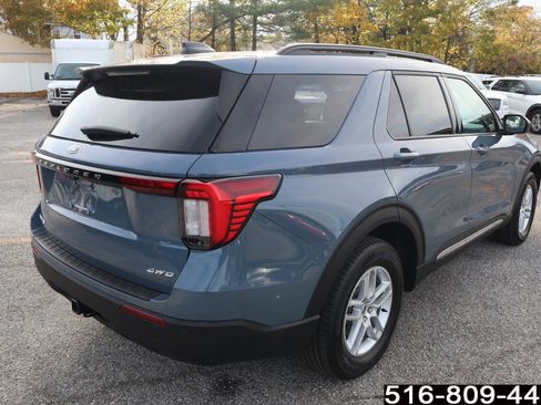 Used 2025 Ford Explorer Active image 6
