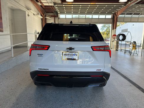 New 2026 Chevrolet Equinox RS w/ LPO, Floor Liner Package image 6