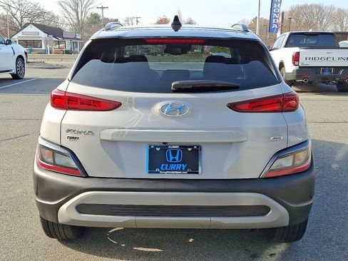 Used 2023 Hyundai Kona SEL w/ Cargo Package image 5