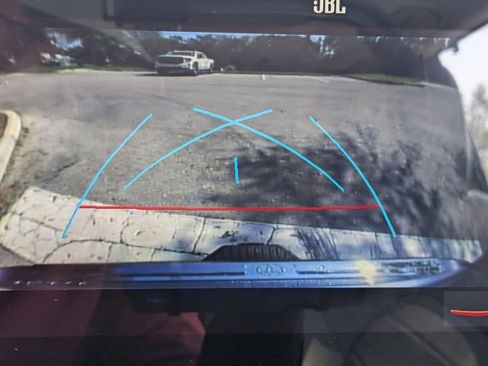 Used 2021 Toyota Highlander Platinum image 9