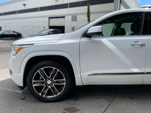 Used 2019 GMC Acadia Denali AWD/4WD image 7