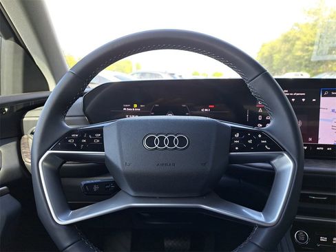 New 2025 Audi Q5 Premium Plus image 8