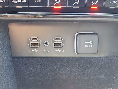 Used 2021 Jeep Grand Cherokee L Limited AWD/4WD image 20