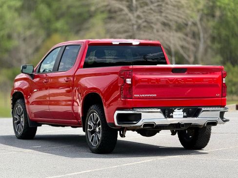 Used 2021 Chevrolet Silverado 1500 LT w/ Z71 Off-Road Package image 10