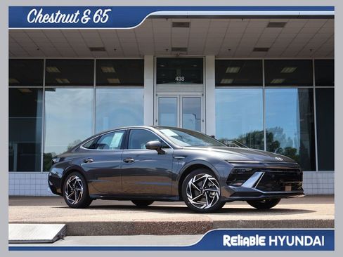 Certified 2025 Hyundai Sonata SEL FWD image 1