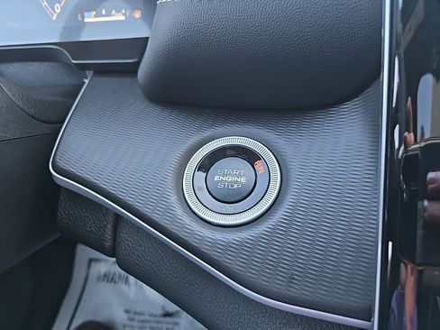 New 2025 Jeep Grand Cherokee Altitude image 47