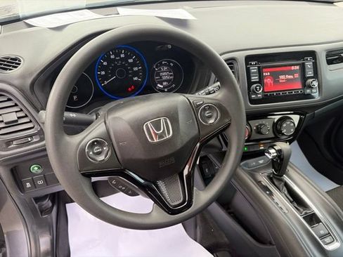 Used 2016 Honda HR-V LX image 13