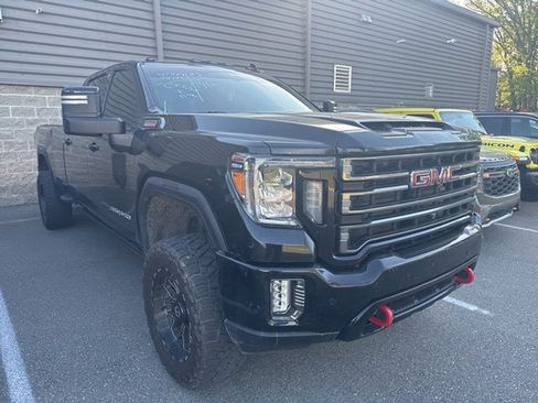 Used 2023 GMC Sierra 3500 AT4 w/ AT4 Premium Plus Package AWD/4WD image 2